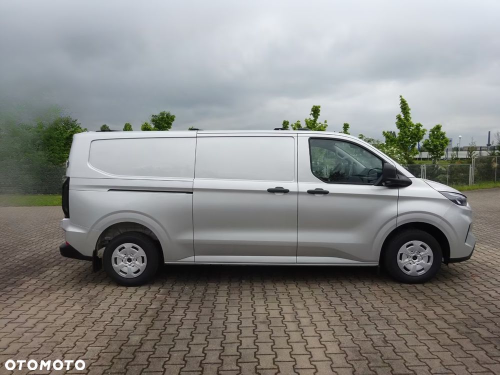 Ford Transit Custom - 8