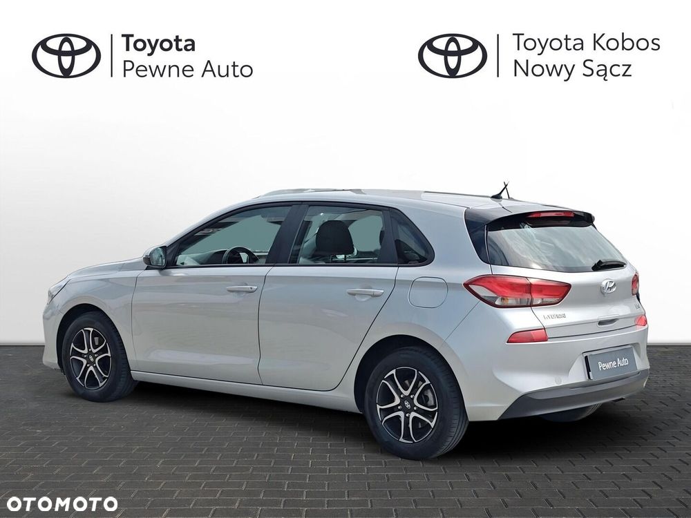 Hyundai i30 1.4 Classic + - 3