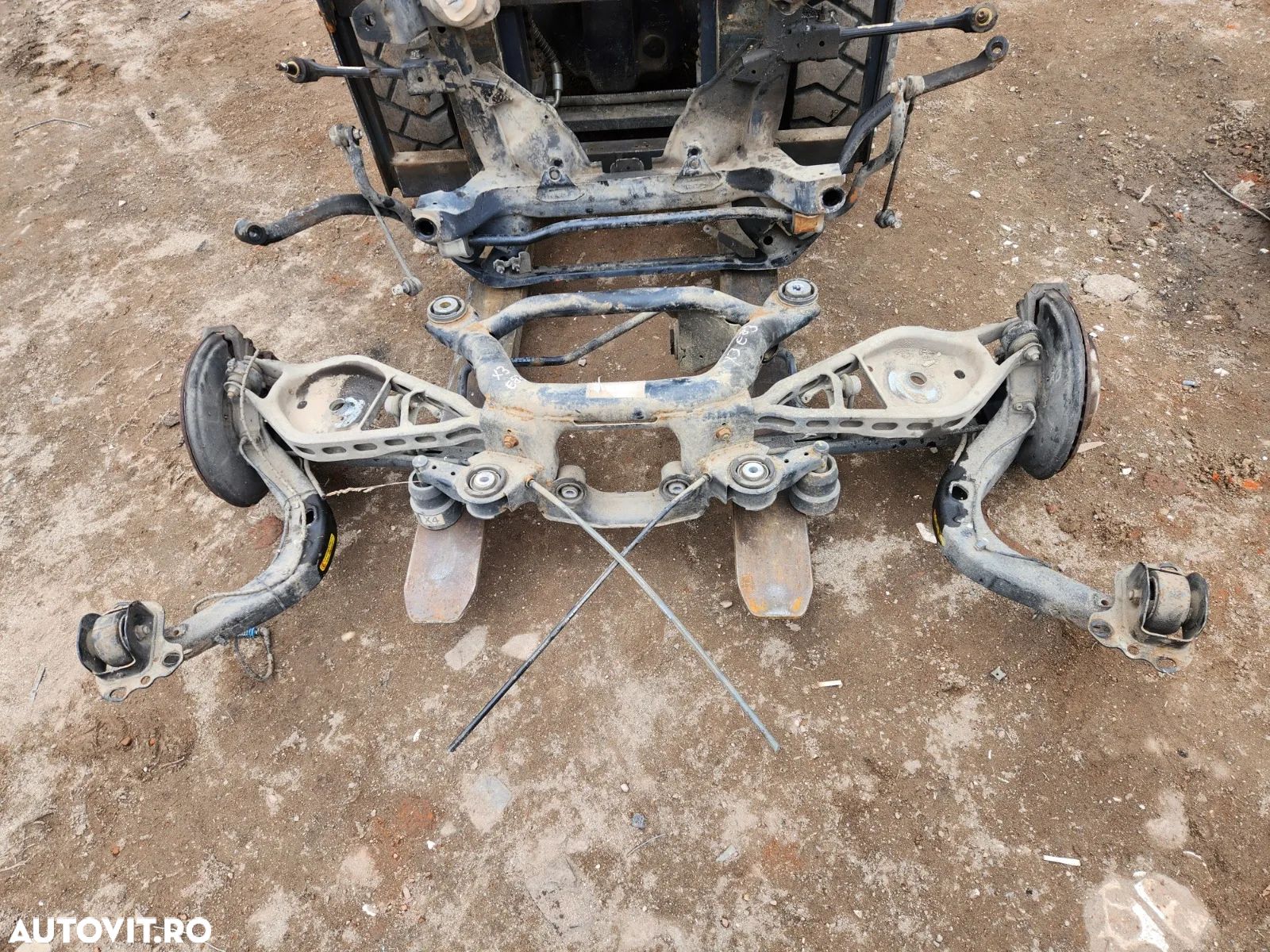 Punte Spate Bmw X3 E83 4x4 Dezmembrez Bmw X3 E83 - Dezmembrari Arad - 1