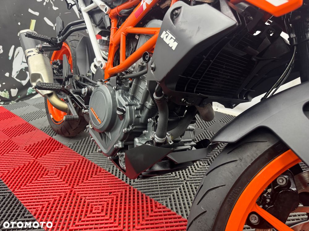 KTM Duke - 37