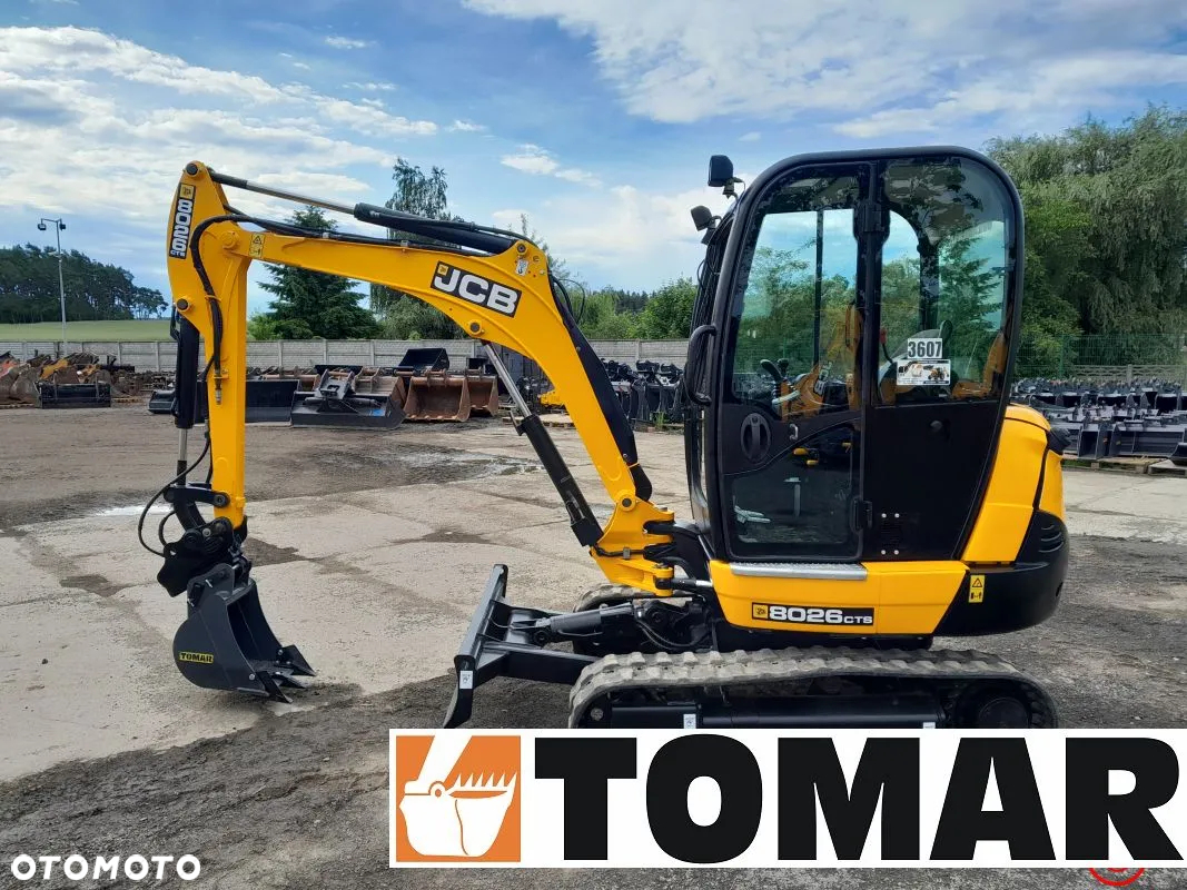 JCB 8026 - 5