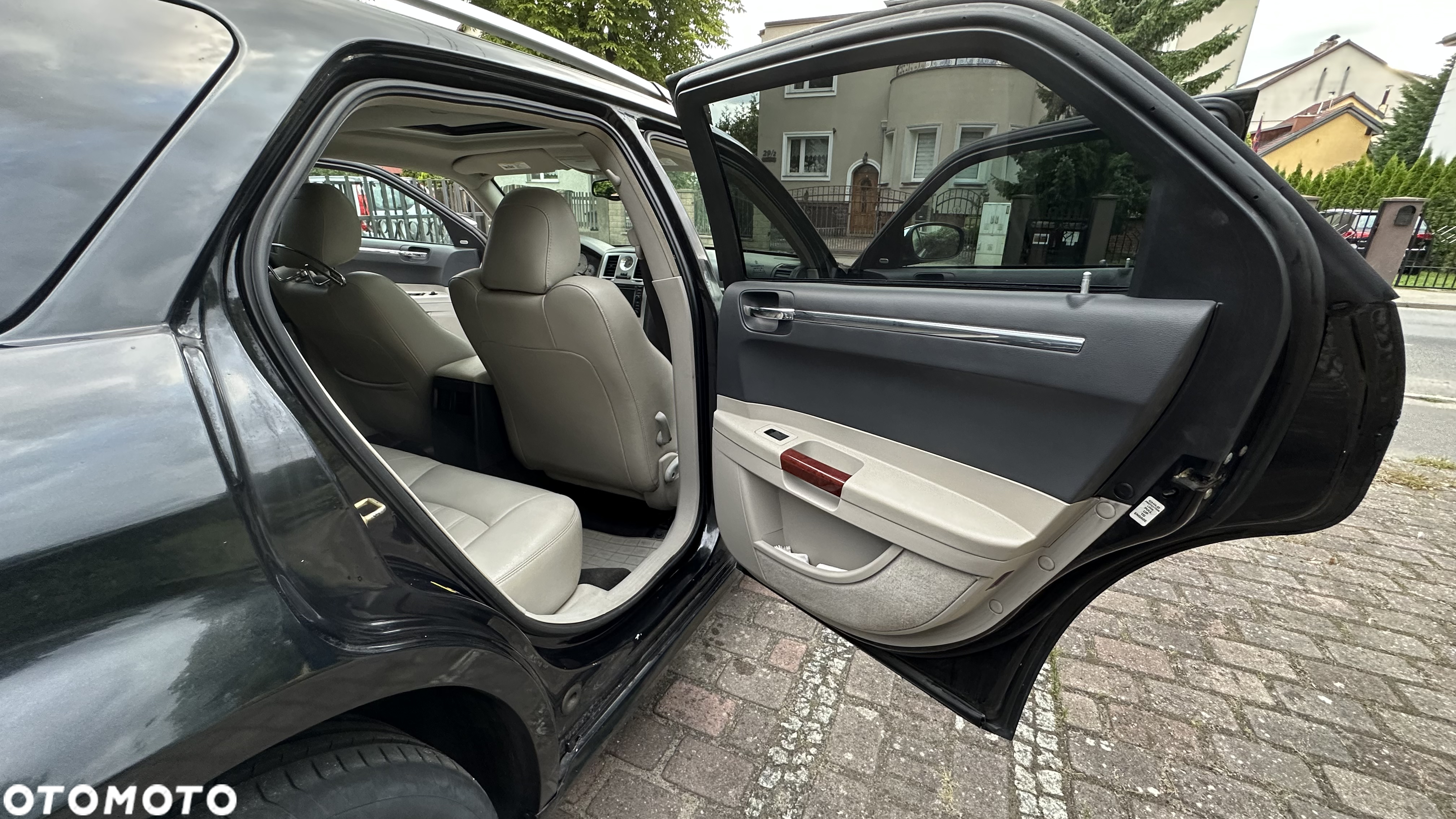 Chrysler 300C 3.5 V6 AWD - 7