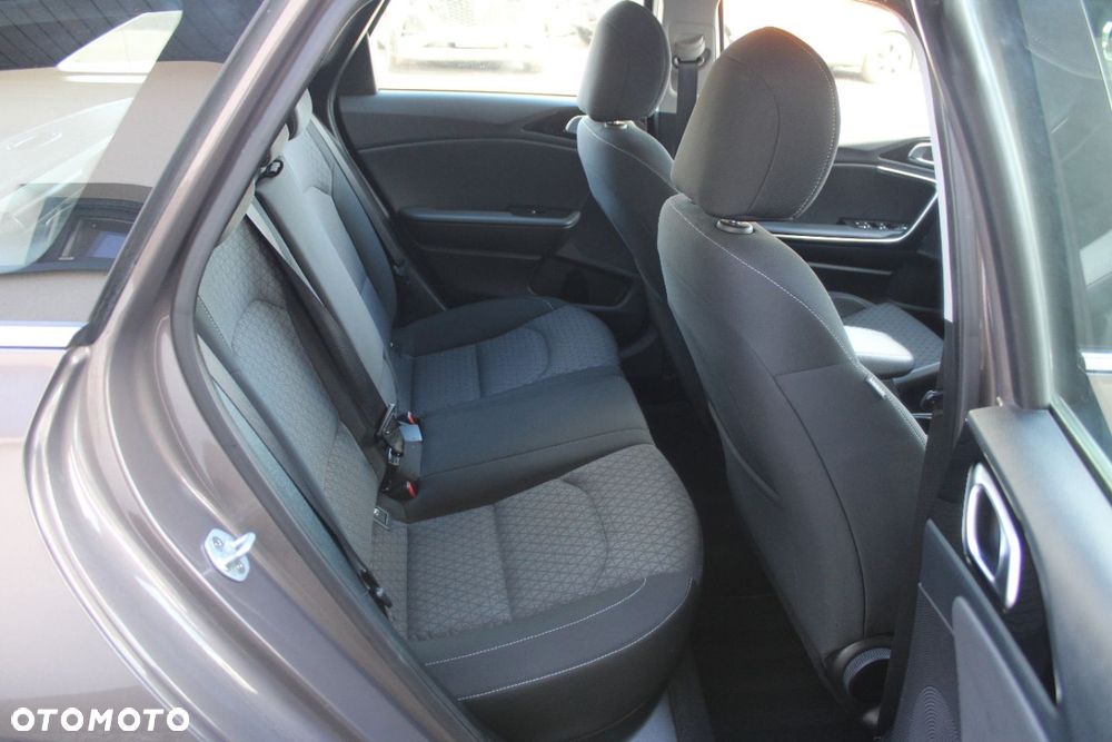 Kia Ceed - 20