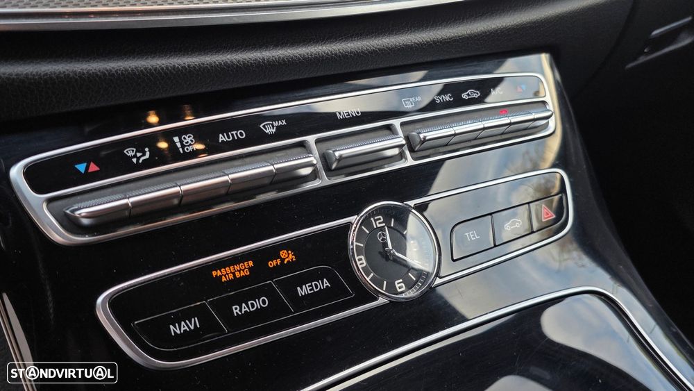 Mercedes-Benz E 220 d AMG Line - 24