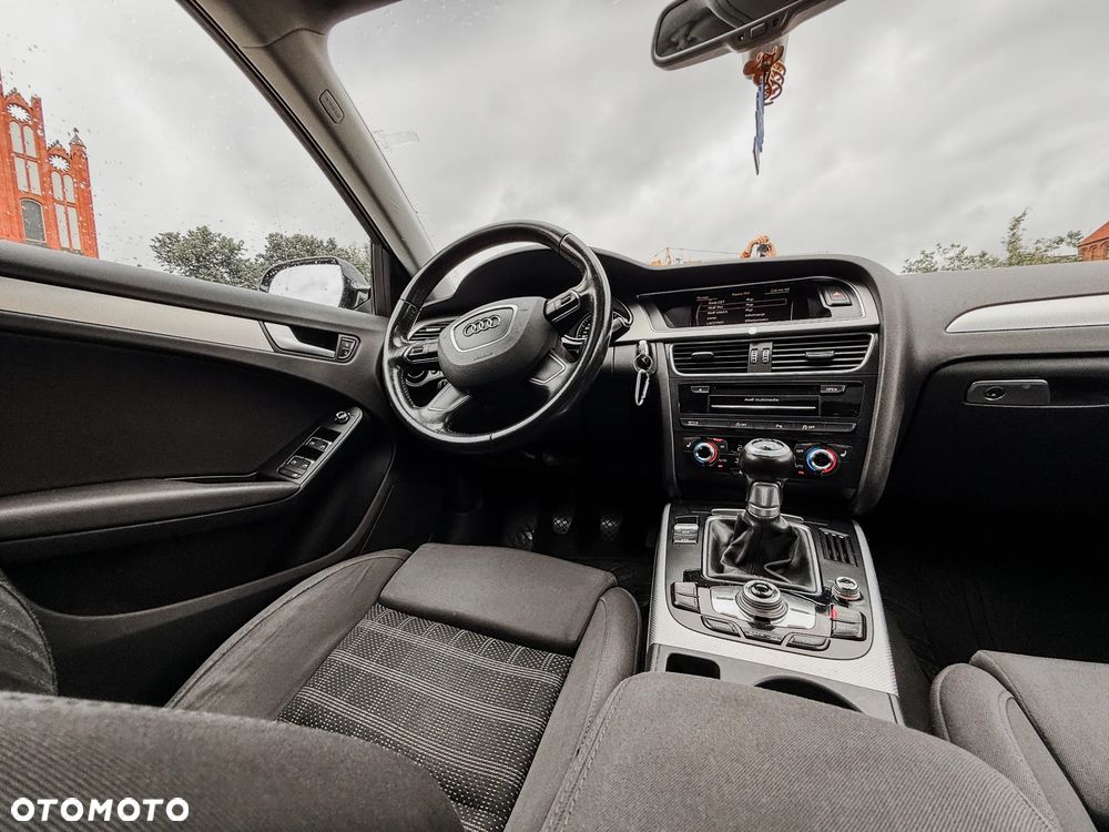 Audi A4 Avant 2.0 TDI clean diesel Quattro - 17