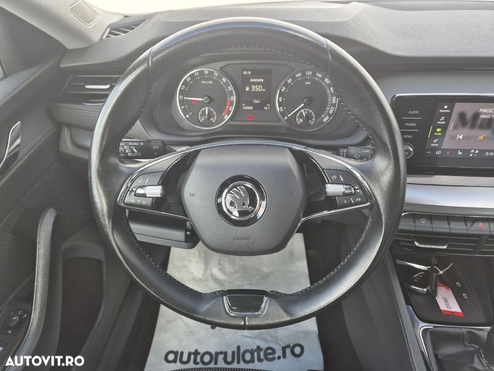 Skoda Octavia Combi 2.0 TDI Ambition - 14