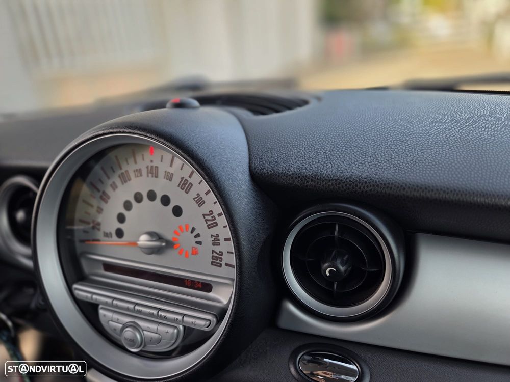 MINI 3 Portas One 1.4 - 28