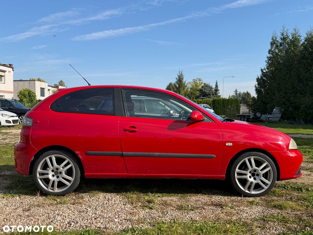 Seat Ibiza 2008 photo 3