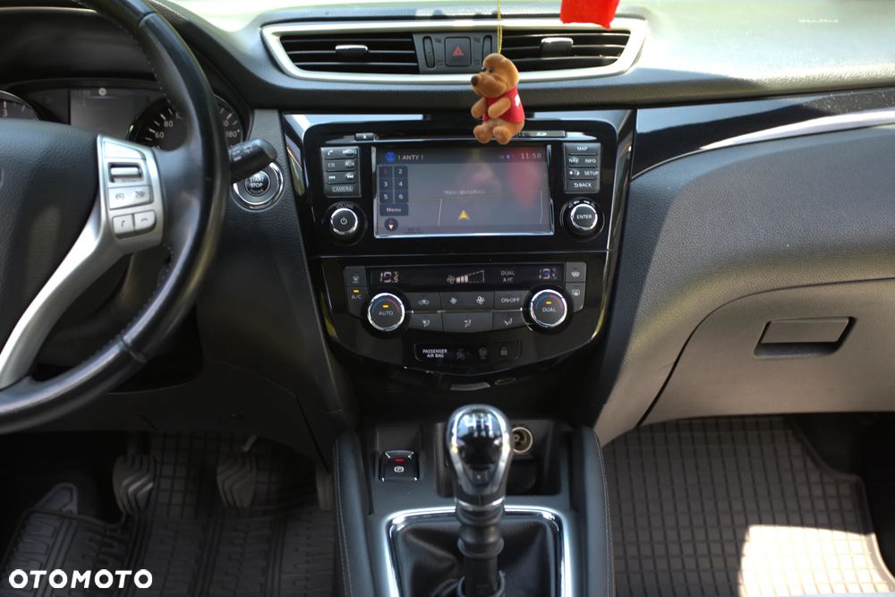 Nissan Qashqai 1.6 dCi 4x4 360 S&S - 19