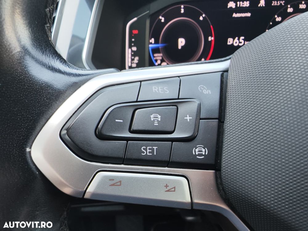 Volkswagen Tiguan 2.0 TDI SCR 4MOTION DSG Life - 24