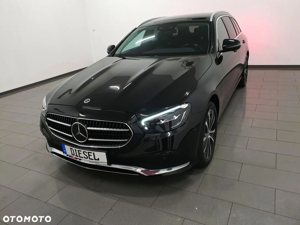Mercedes-Benz Klasa E 300 de 4Matic 9G-TRONIC AMG Line - 37
