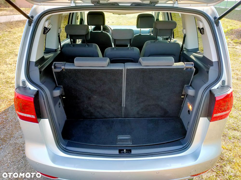 Volkswagen Touran 1.4 TSI STYLE - 30