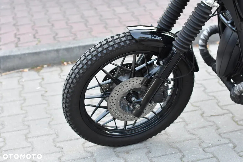 BMW R - 24