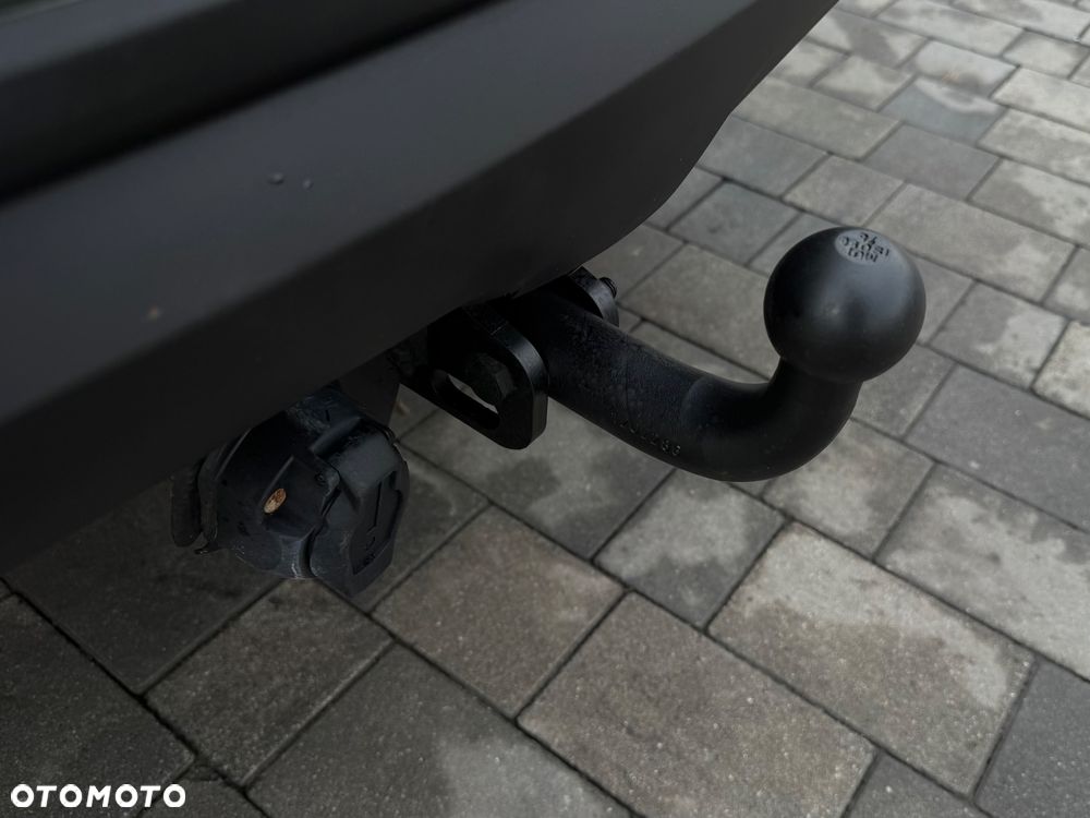 Subaru Forester 2.0 D Active - 35