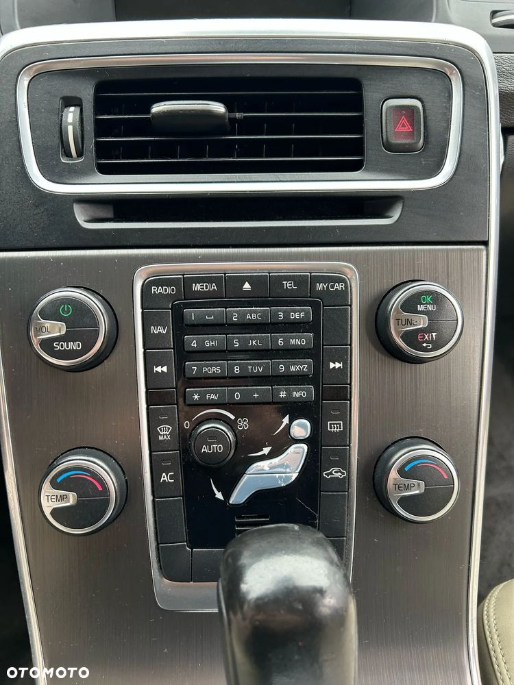 Volvo V60 D3 Geartronic - 15