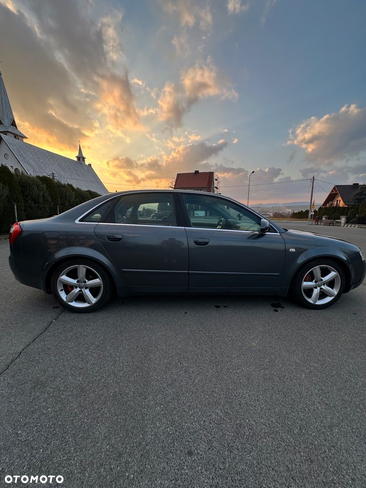 Audi A4 Limousine 3 - 8
