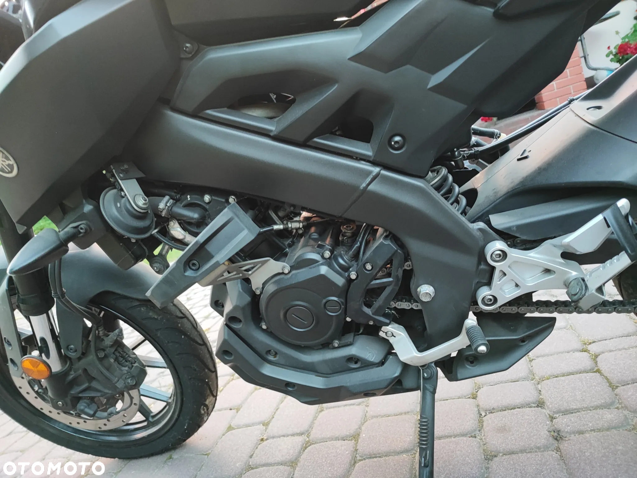Yamaha MT - 7