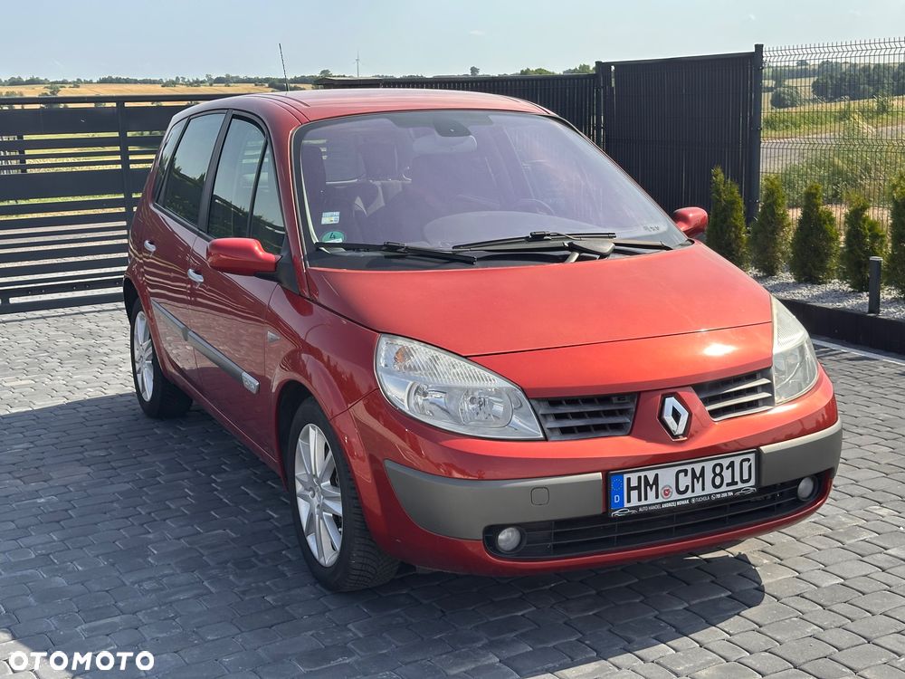 Renault Scenic 2.0 16V Avantage - 4
