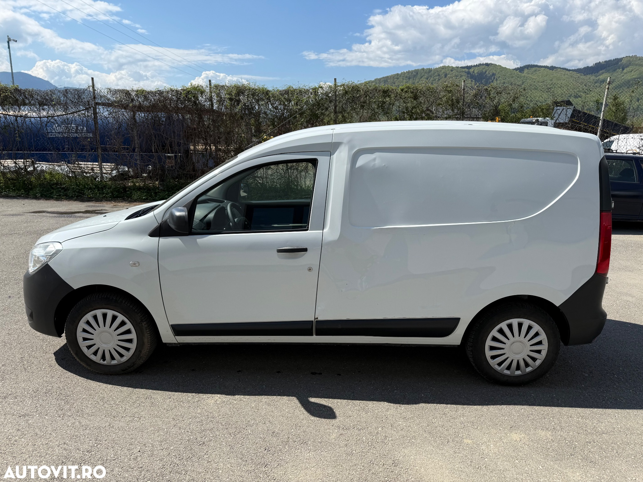 Dacia Dokker 1.5 dCi 75 CP Laureate - 9