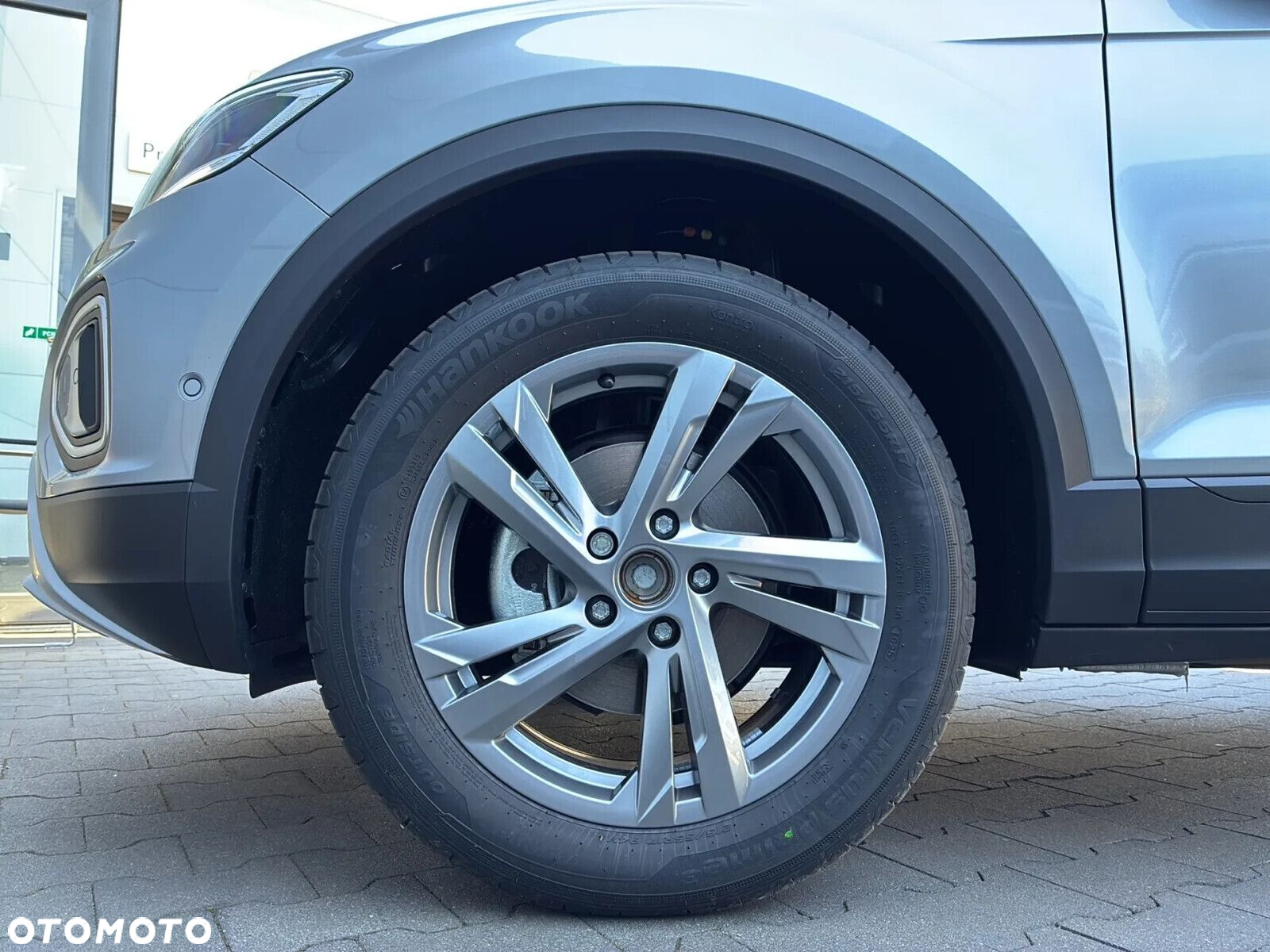Volkswagen T-Roc - 19
