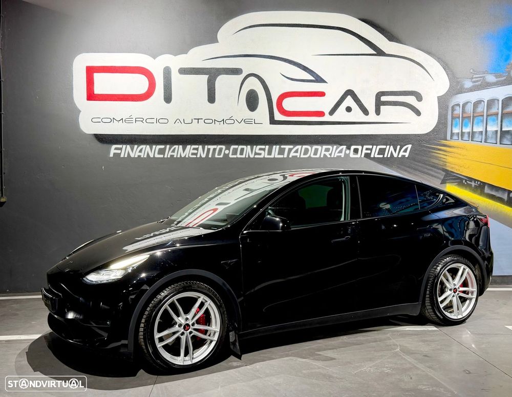 Tesla Model Y Performance Dual Motor AWD