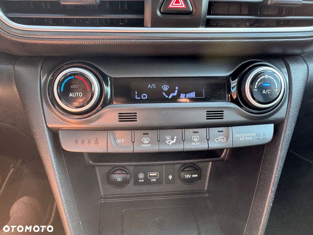 Hyundai Kona - 33