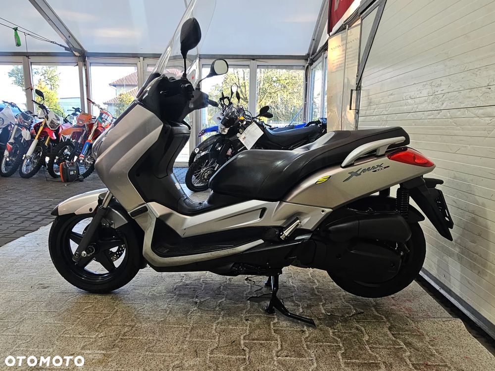 Yamaha X-max - 13