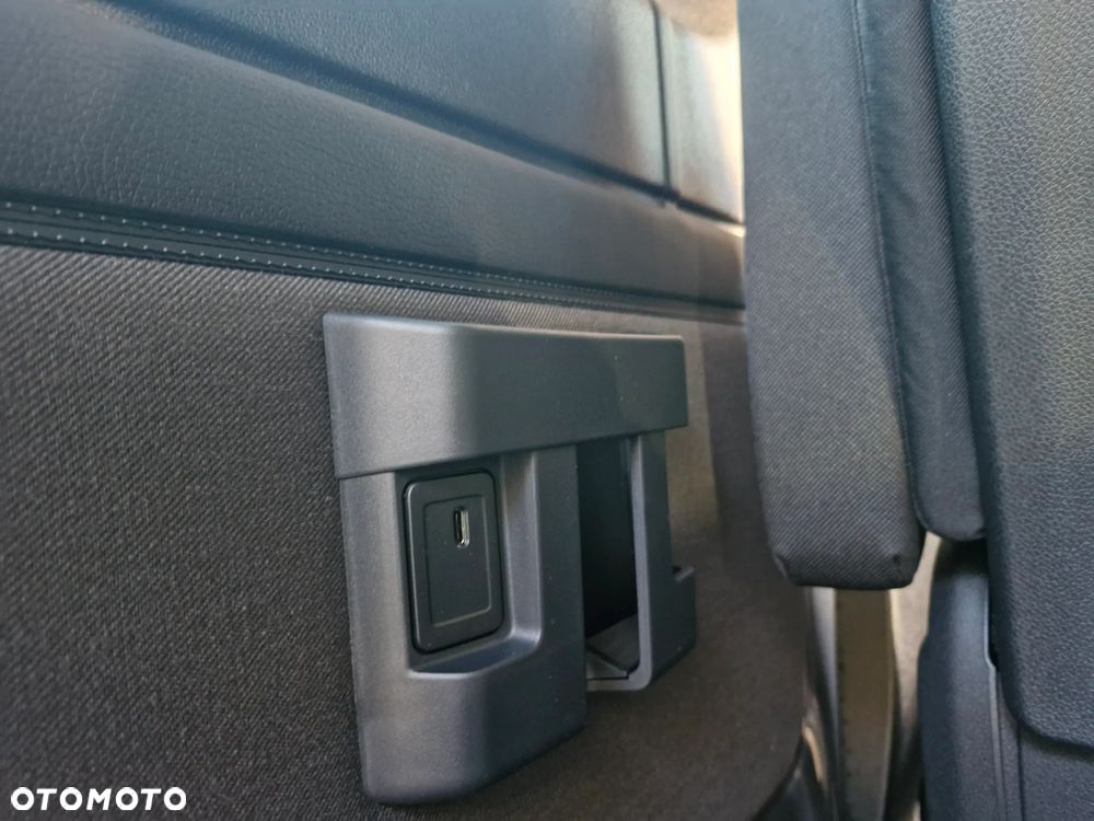 Mercedes-Benz Sprinter - 28