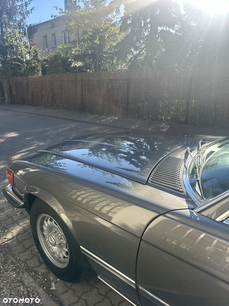 Mercedes-Benz SL - 12
