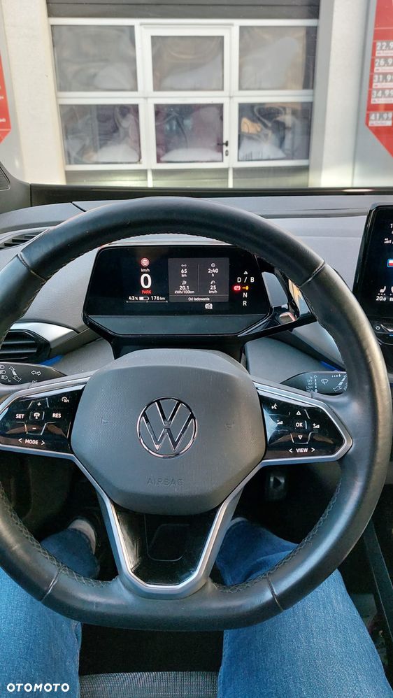 Volkswagen ID.4 - 11