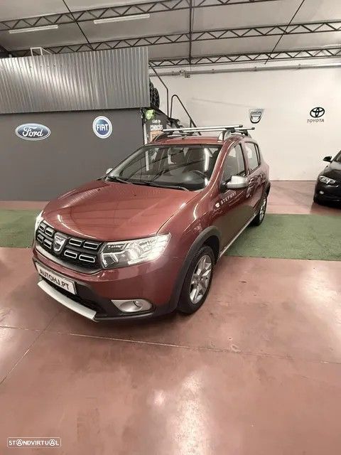 Dacia Sandero 0.9 TCe Stepway - 1