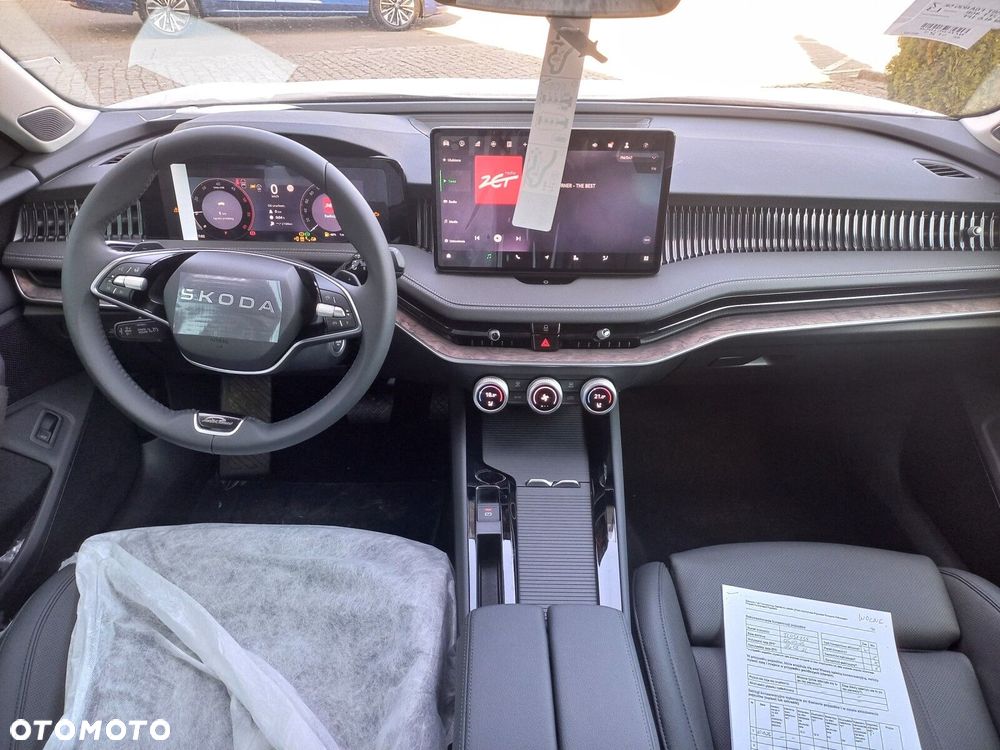 Skoda Superb 2.0 TDI SCR 4x4 L&K DSG - 8