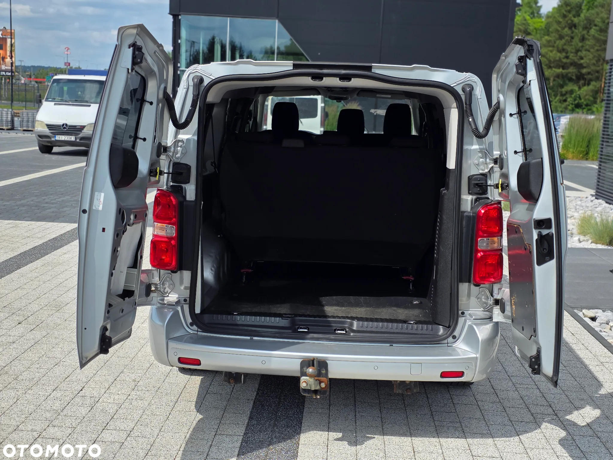Toyota ProAce Kombi 2.0 D-4D Long 2,8t - 10
