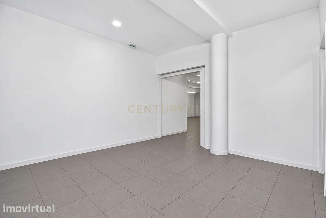 Descubra este espaço comercial em Carapeços, Barcelos, com 247 m² de á - Grande imagem: 5/20