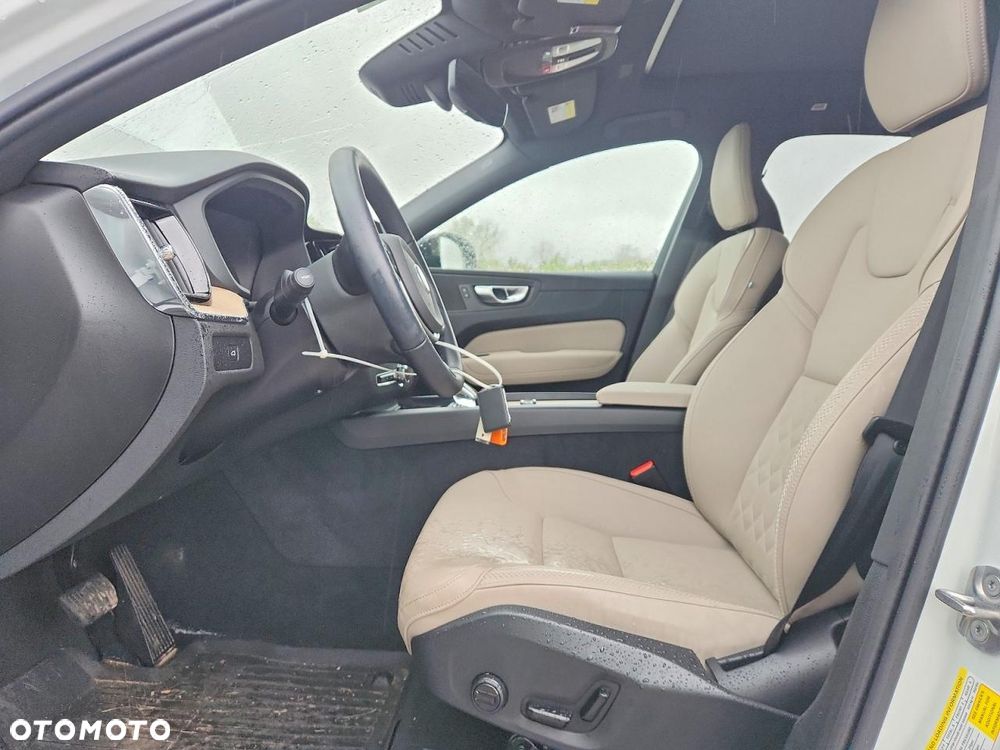 Volvo XC 90 B5 B AWD Ultra Bright - 8