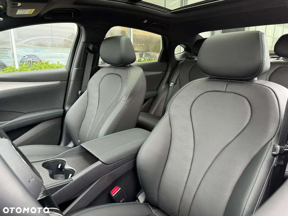 BYD Seal 6 - 14