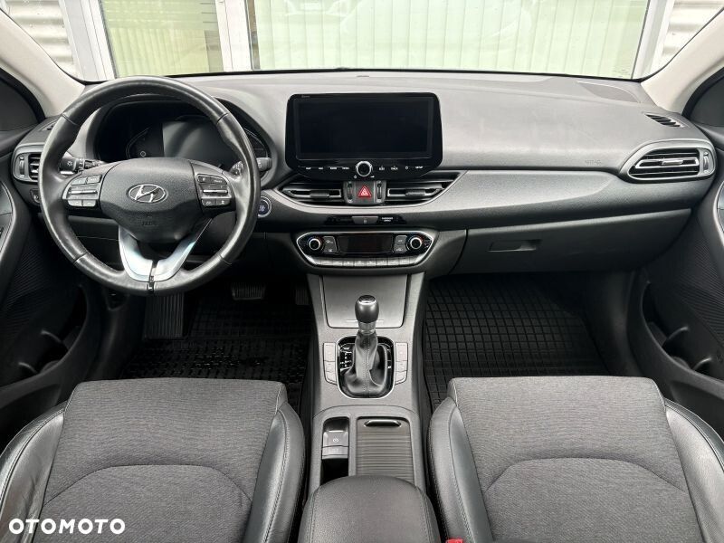 Hyundai i30 1.5 T-GDI 48V Executive DCT - 4