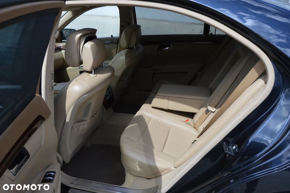 Mercedes-Benz Klasa S 500 L 4Matic 7G-TRONIC - 13