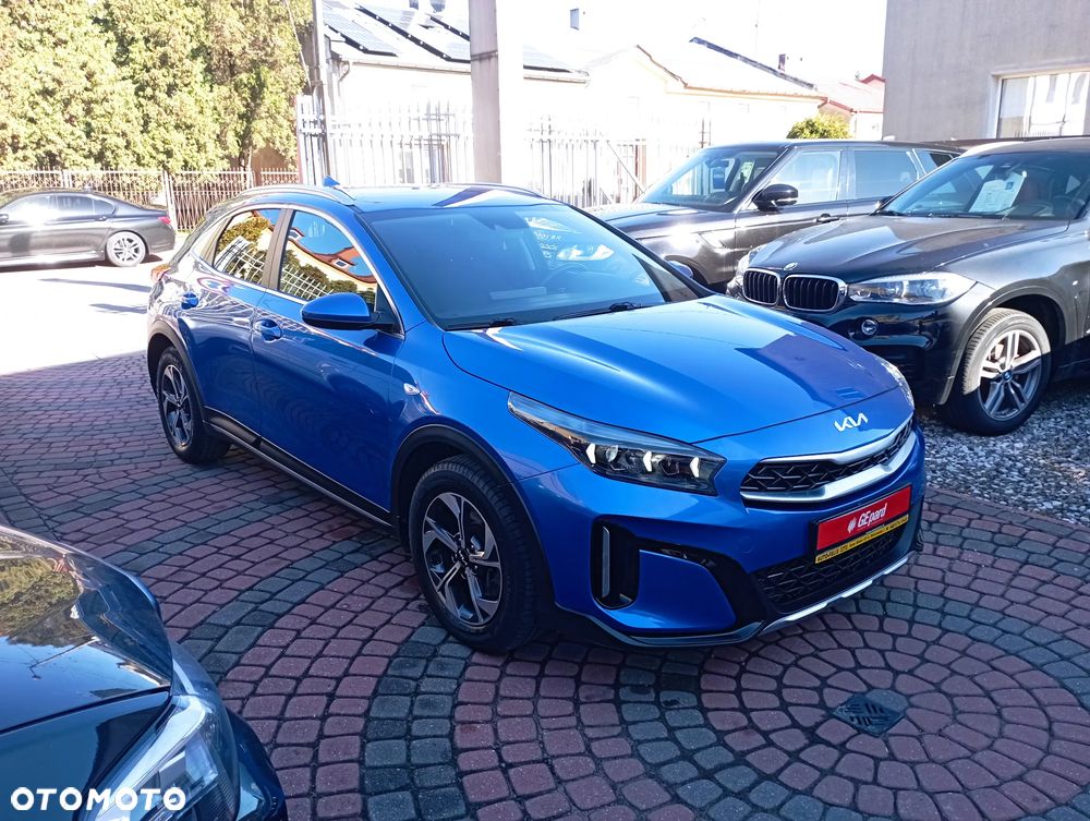 Kia XCeed 1.5 T-GDI M - 3