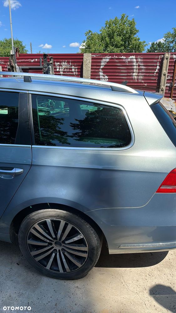 VOLKSWAGEN PASSAT B7 BŁOTNIK TYŁ LEWY PRAWY
