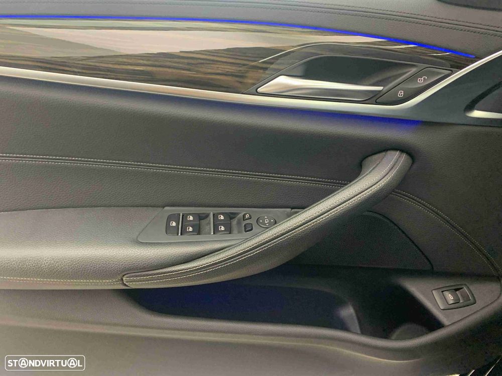 BMW 520 d Line Luxury Auto - 5