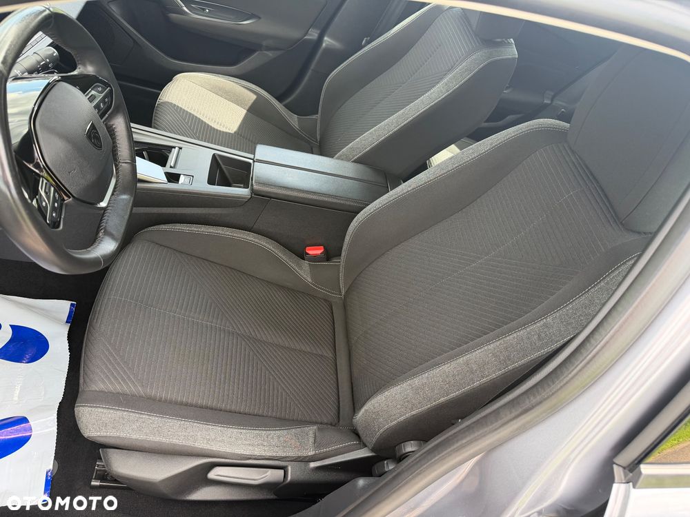 Peugeot 308 PureTech 130 GPF EAT8 Stop & Start Allure Business-Paket - 10