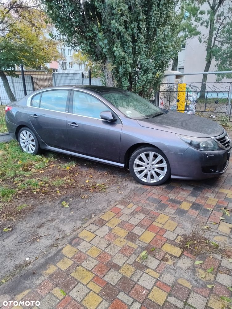 Renault Latitude - 4