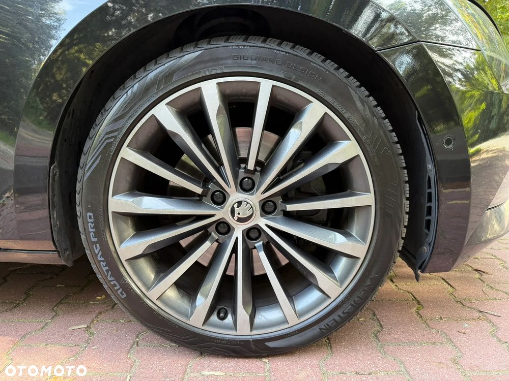 Skoda Superb - 16