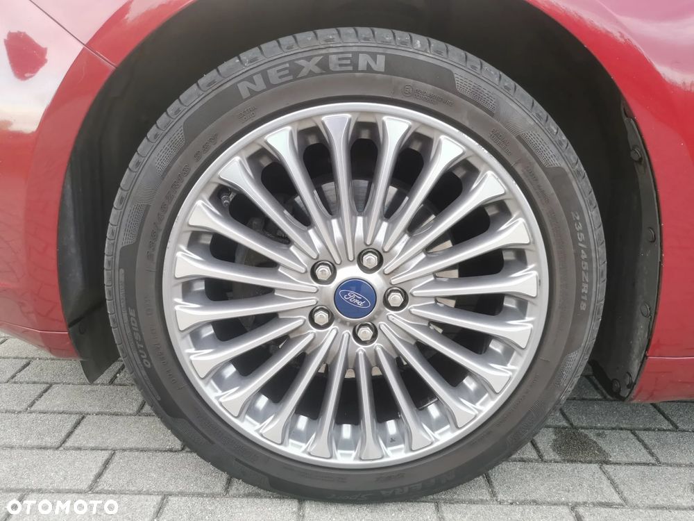 Ford Mondeo 2.0 TDCi Titanium PowerShift - 38