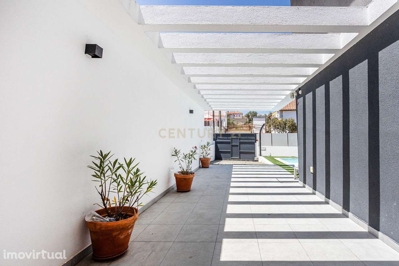 Vale Cavala | T3 contemporânea | Classe A | Piscina | 2 frentes | Nasc - Grande imagem: 2/35