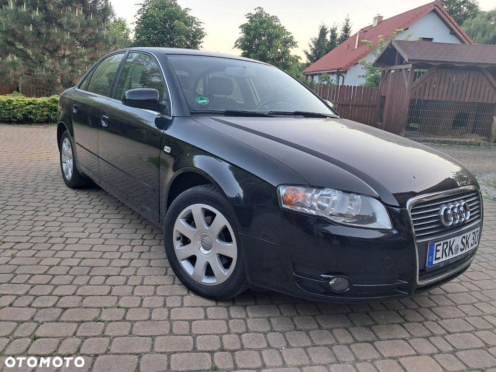 Audi A4 Limousine - 5