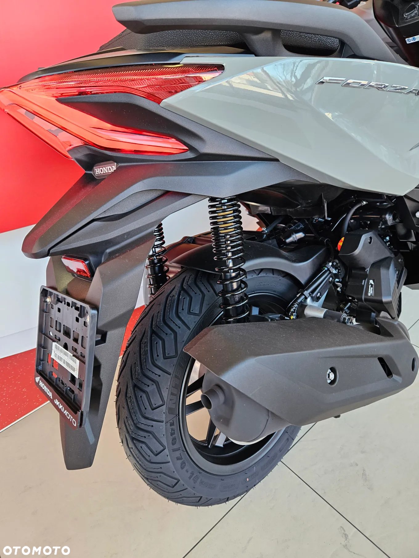 Honda NSS - 14