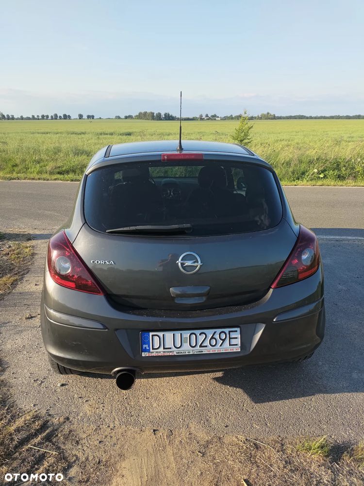 Opel Corsa - 4