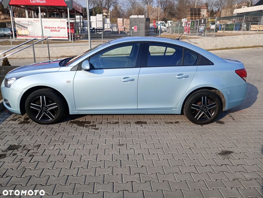 Chevrolet Cruze - 6